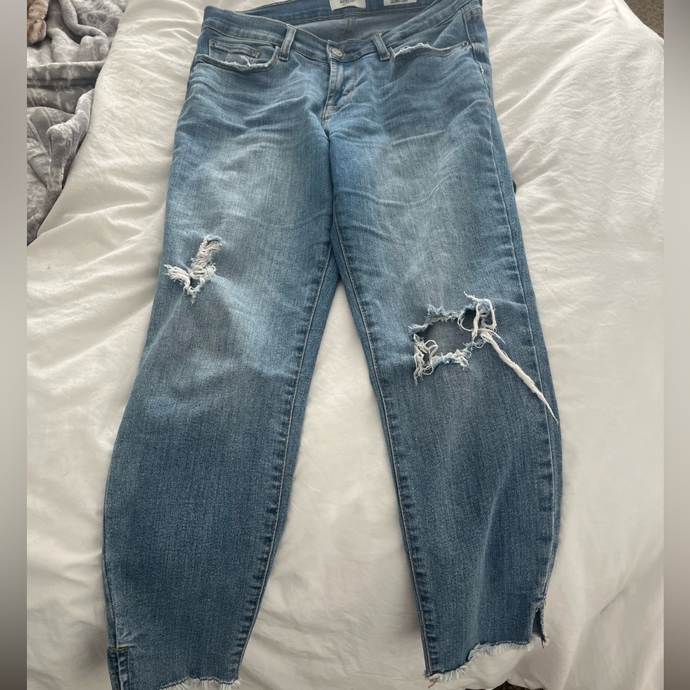 Women’s Distressed Blue Jeans